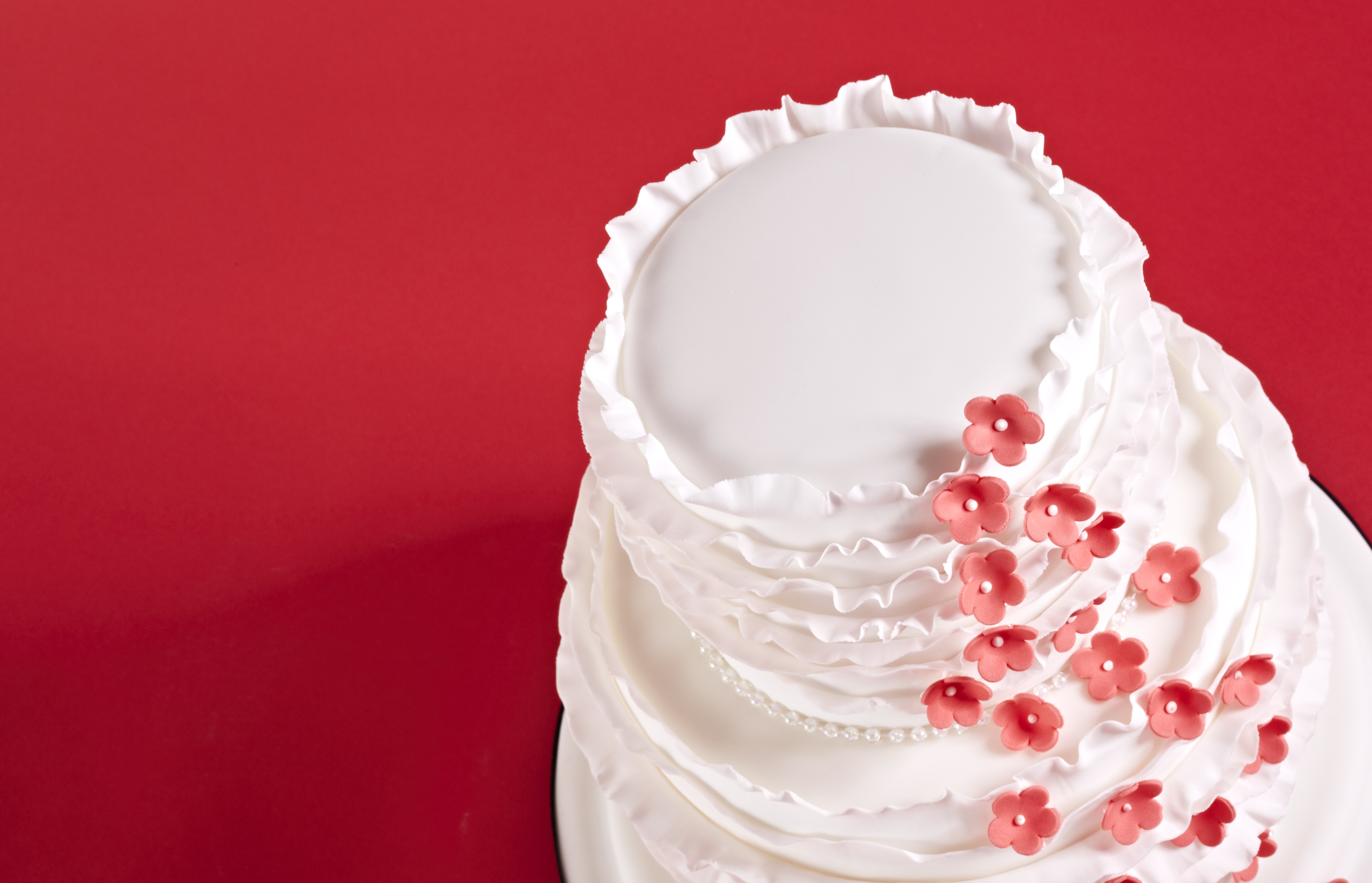 Licensed To Frill: Beautifying Your Cakes With Ruffles